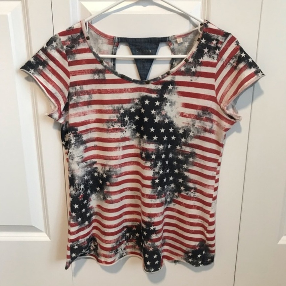 GUESS america open back tee